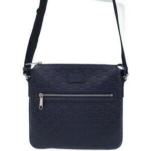 GUCCI Signature Guccissima Leather Messenger Crossbody Bag Black